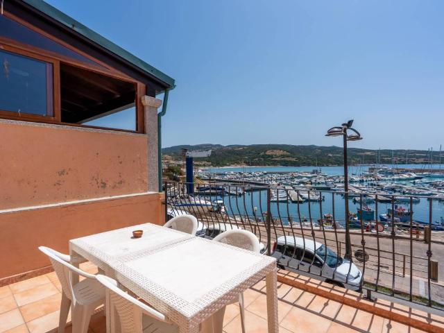 Attico in vendita a Trinità d'Agultu e Vignola, Sardigna/Sardegna