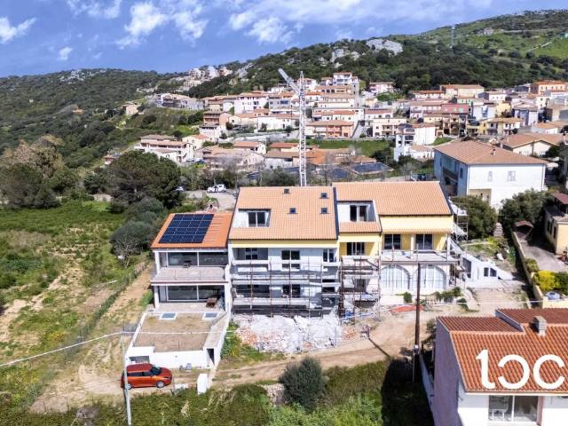Attico in vendita a Trinità d'Agultu e Vignola, Sardigna/Sardegna
