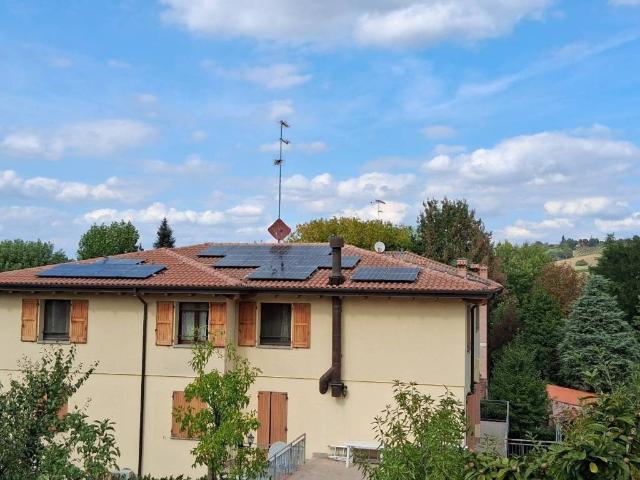 Attico in vendita a Unione dei comuni Valli del Reno, Lavino e Samoggia, Reggio Emilia