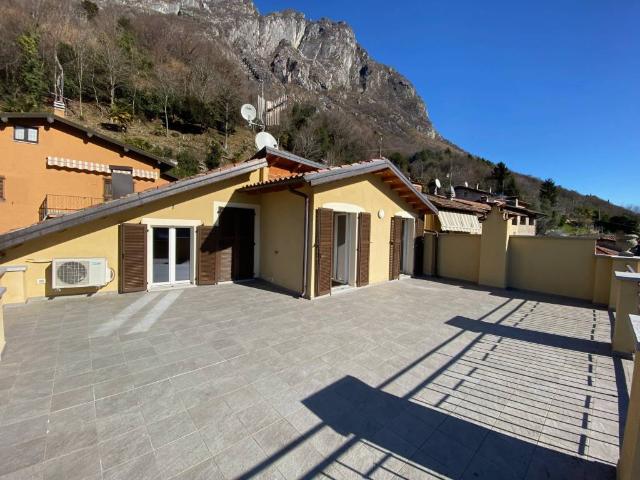 Attico in vendita a Valsolda, Como