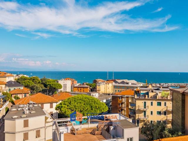 Attico in vendita a Castagnabuona, Varazze
