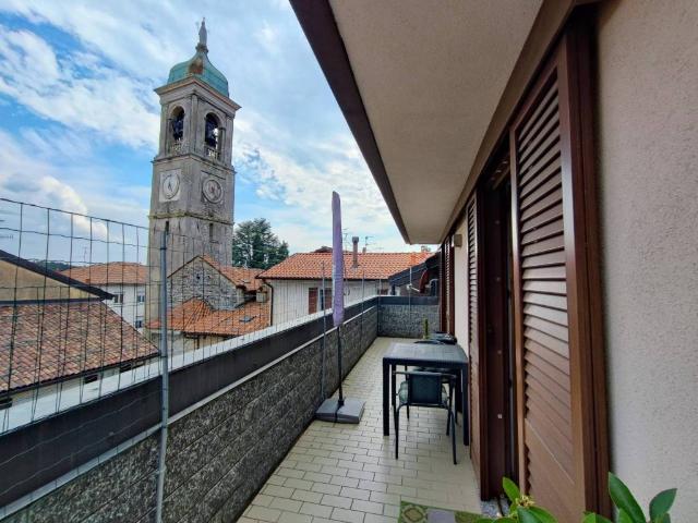Attico in vendita a Varese, Lombardia