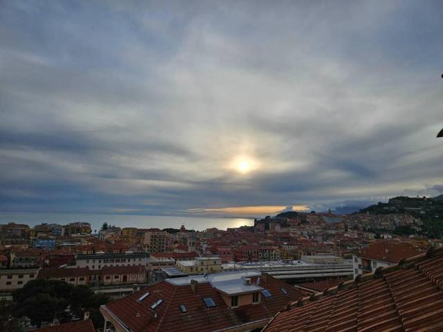 Attico in vendita a Ventimiglia, Liguria
