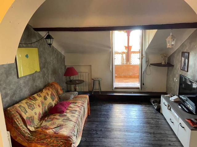 Attico in vendita a Ventimiglia, Liguria