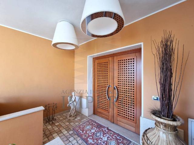 Attico in vendita a Ventimiglia, Liguria