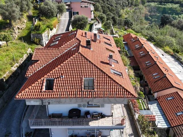 Attico in vendita a Ventimiglia, Liguria