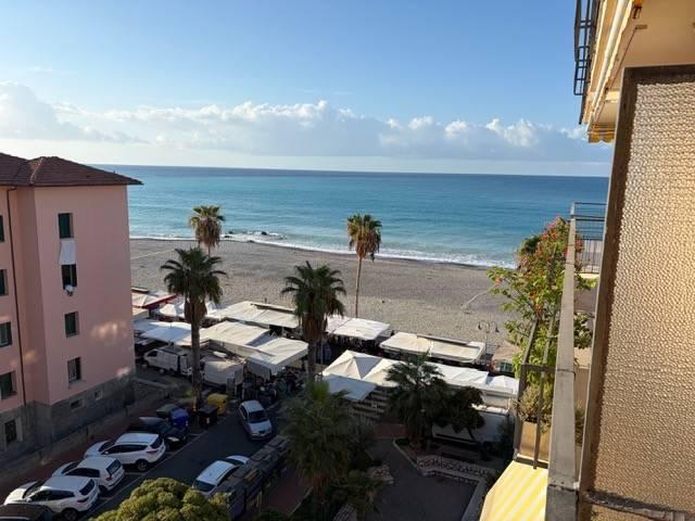 Attico in vendita a Ventimiglia, Provincia di Imperia