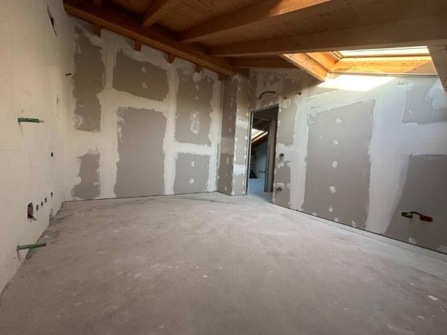 Attico in vendita a Piemonte, Vercelli