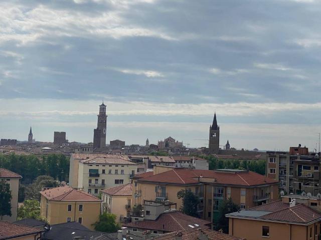 Attico in vendita a Borgo Trento, Verona