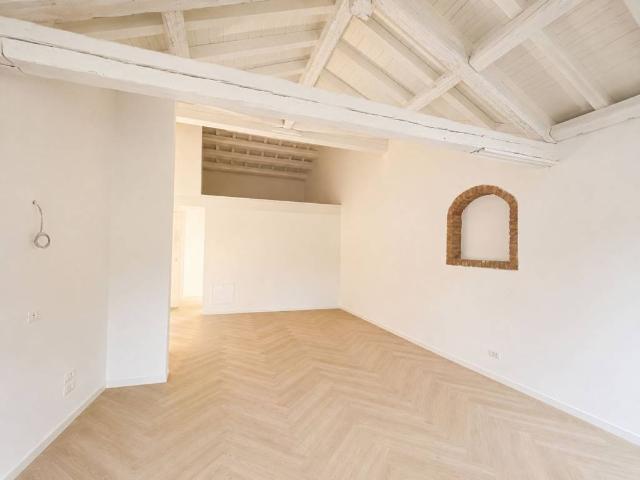 Attico in vendita a Vicenza, Veneto