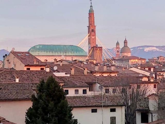 Attico in vendita a Vicenza, Veneto