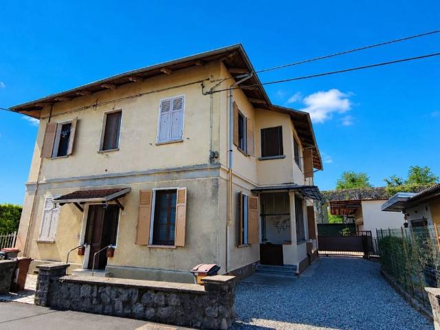 Attico in vendita a Piemonte, Biella