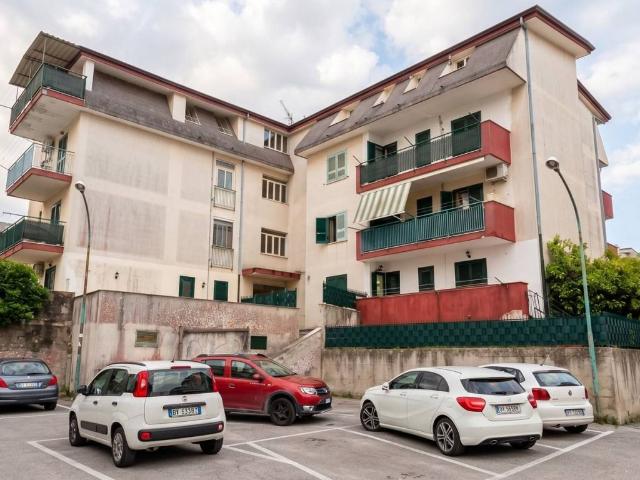 Appartamento in vendita a Villaricca, Campania