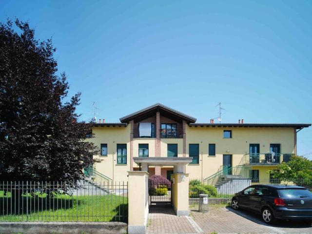 Attico in vendita a Vizzola Ticino, Lombardia