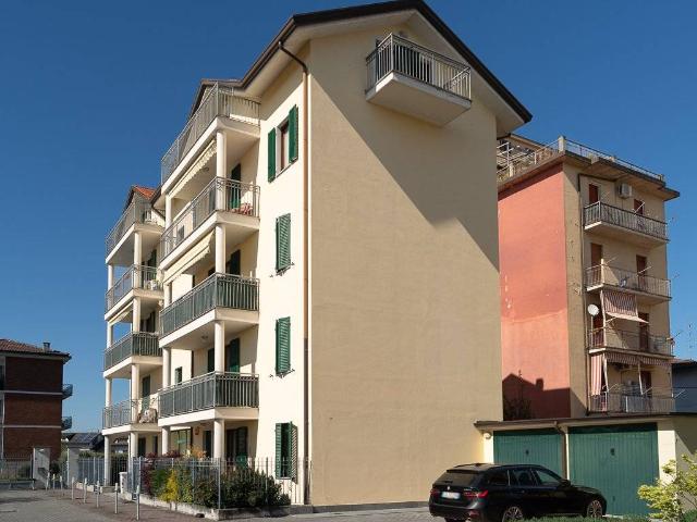 Attico in vendita a Rione Strada Valle, Voghera