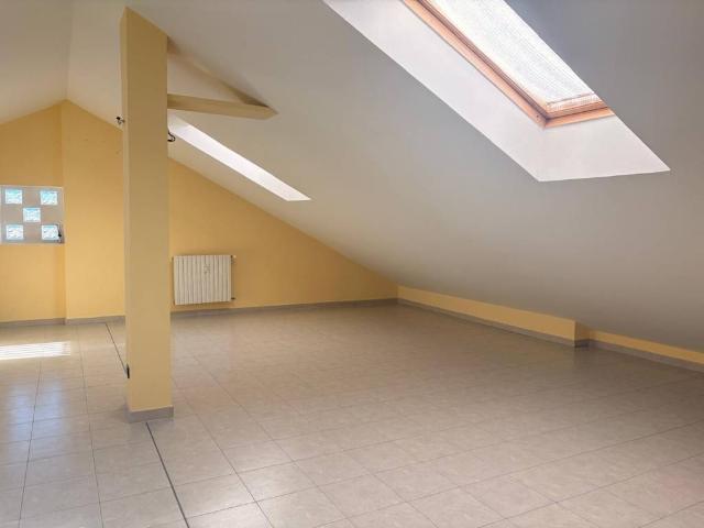 Attico in vendita a Gerbole, Piemonte
