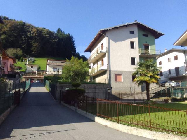 Attico in vendita a Poscante, Zogno
