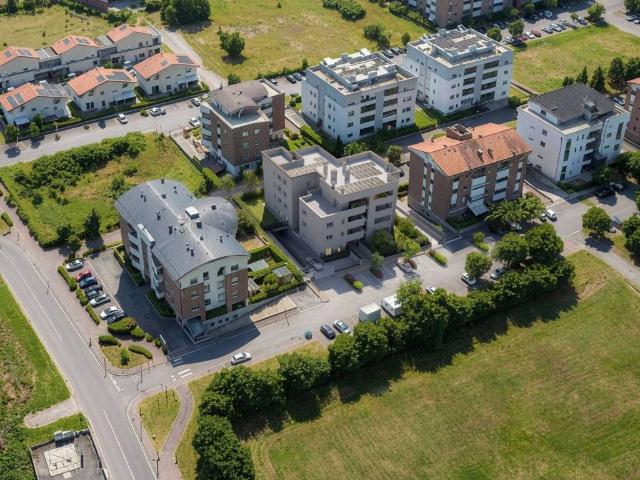 Attico in vendita a Unione dei comuni Valli del Reno, Lavino e Samoggia, Zola Predosa