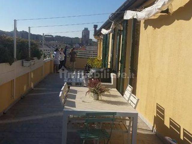 Villa Indipendente in affitto a Centro Est, Serra Riccò