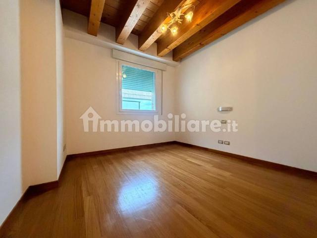 Appartamento in affitto a Rettorgole, Caldogno