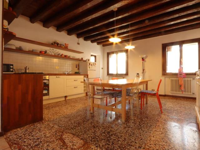 Villa Indipendente in affitto a San Felice, Vicenza