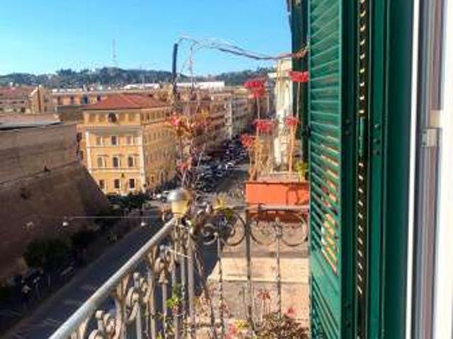 Appartamento in affitto a Municipio Roma I, Roma Capitale