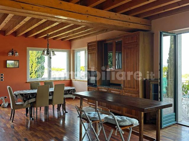 Villa Indipendente in affitto a Bollate, Lombardia