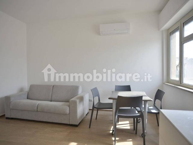 Appartamento in affitto a Municipio 1, Puglia