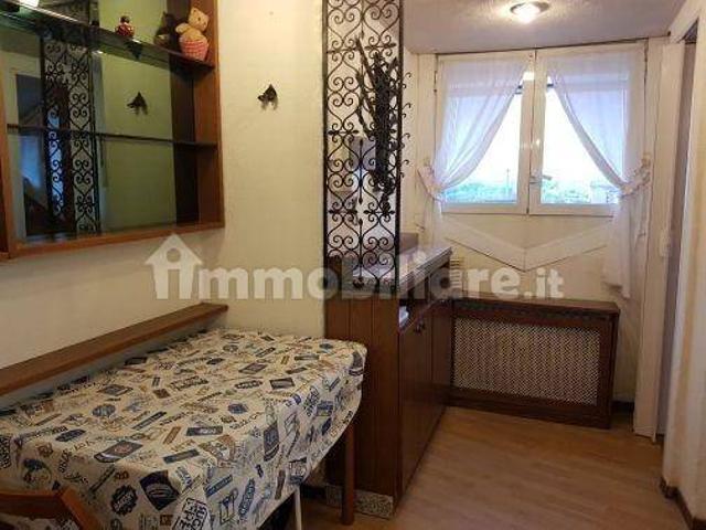 Villa Indipendente in affitto a Borgo Molino, Marche