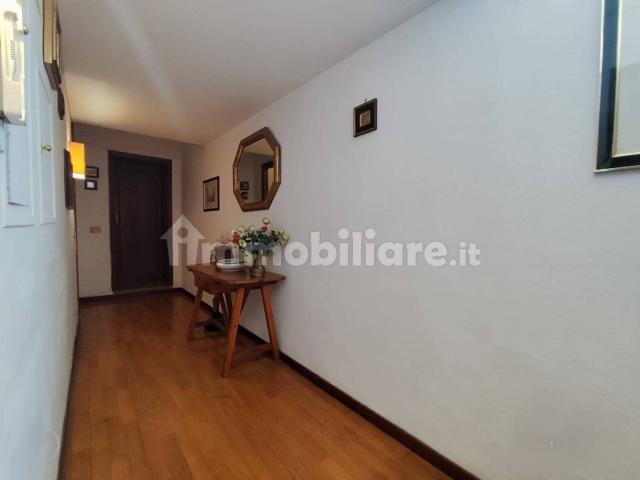 Villa Indipendente in affitto a Lucernate, Rho