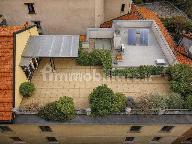 Villa Indipendente in affitto a Municipio 5, Milano