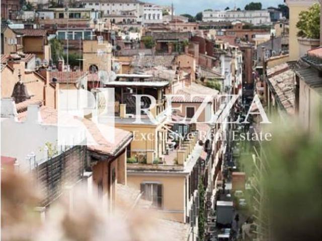 Villa Indipendente in affitto a Municipio Roma I, Roma Capitale