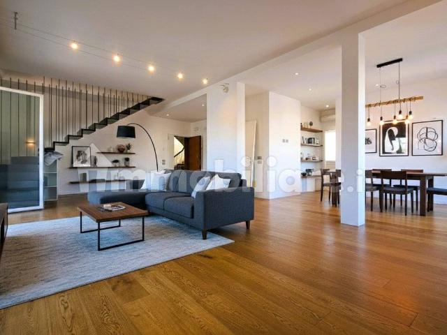 Villa Indipendente in affitto a Borgo Palazzo, Bergamo