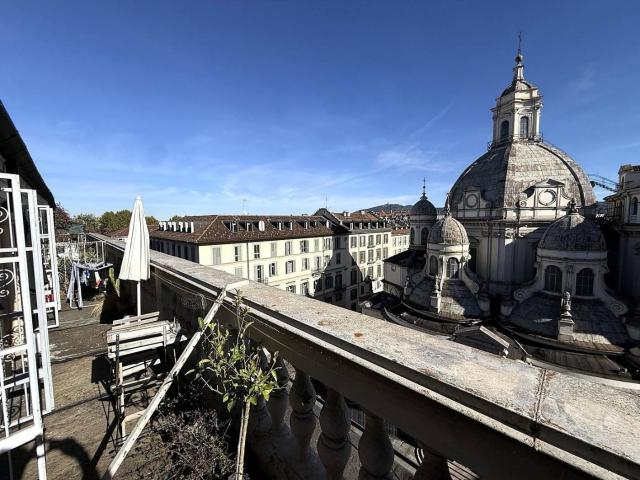 Villa Indipendente in affitto a Centro, Torino
