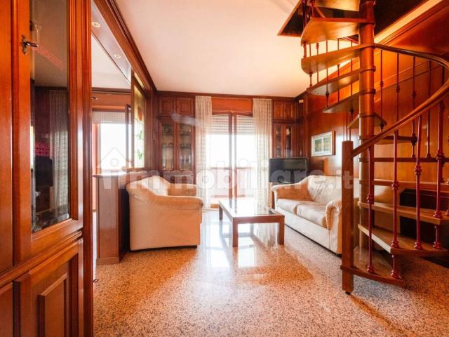 Villa Indipendente in affitto a Pero
