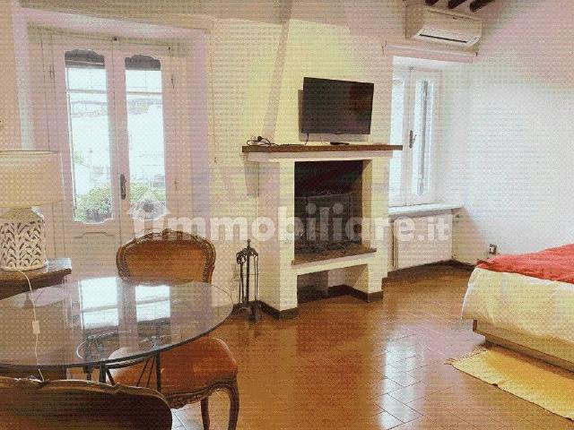 Villa Indipendente in affitto a Municipio Roma I, Roma Capitale