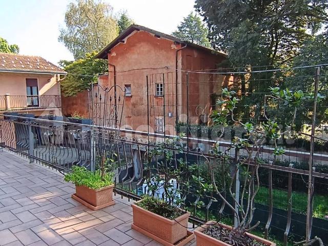 Villa Indipendente in affitto a Abbiate Guazzone, Tradate