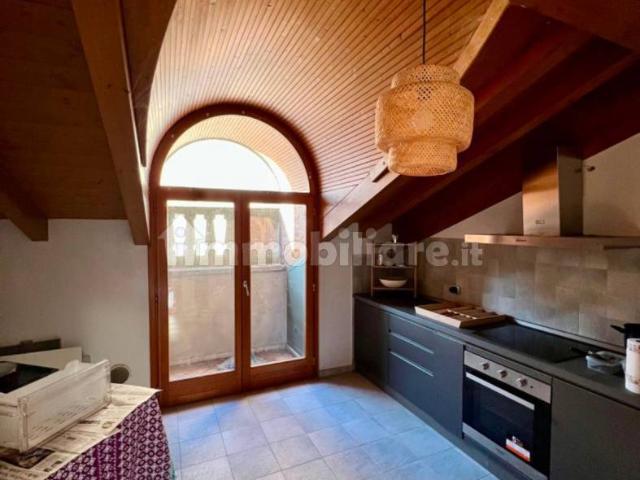 Villa Indipendente in affitto a Biumo Superiore, Varese