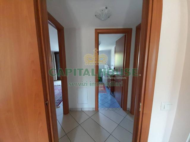 Villa Indipendente in affitto a Castel Morrone, Campania