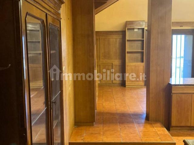 Villa Indipendente in affitto a Biumo Superiore, Varese