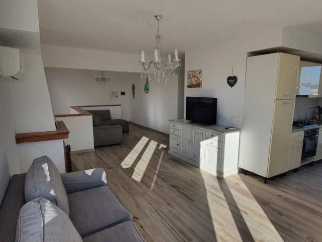 Villa Indipendente in affitto a Lido di Ostia, Roma Capitale