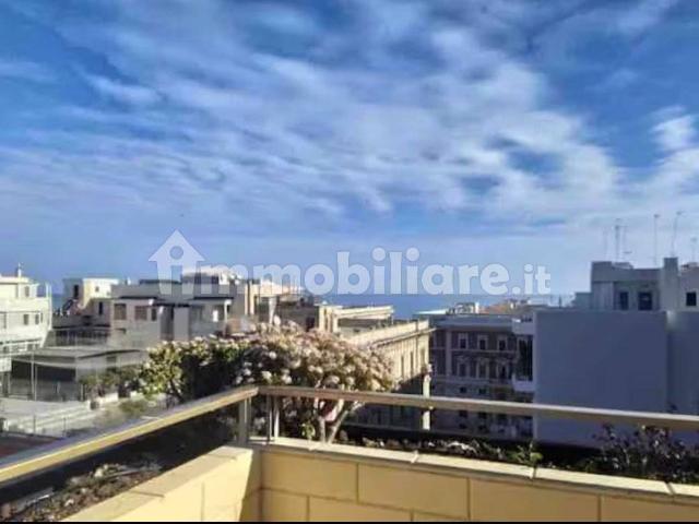 Villa Indipendente in affitto a Municipio 1, Puglia