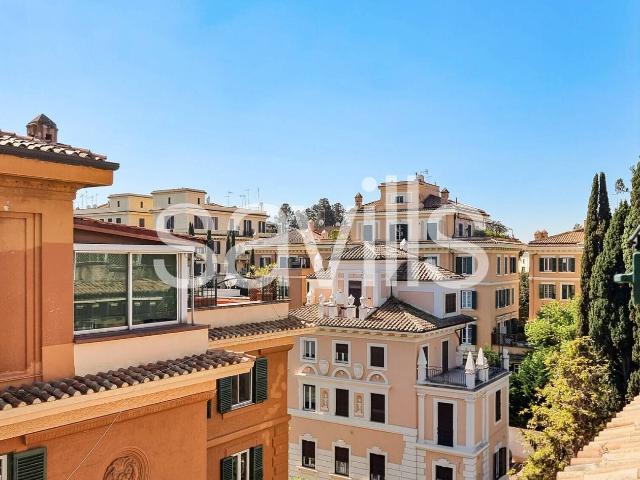 Villa Indipendente in affitto a Municipio Roma II, Roma Capitale