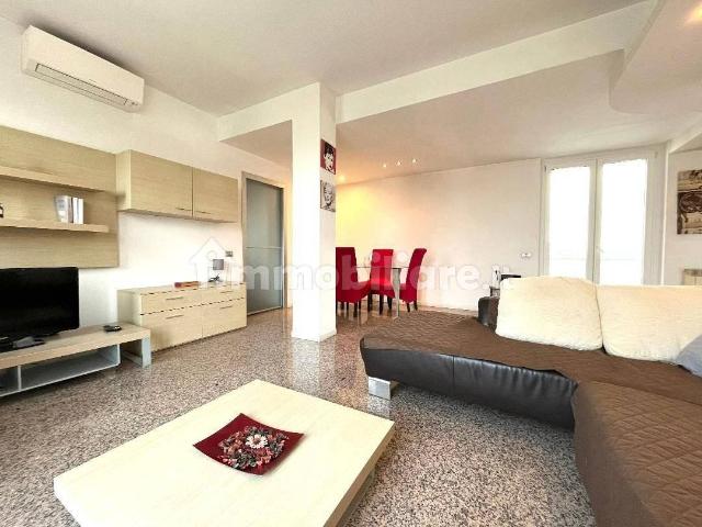 Villa Indipendente in affitto a Oltrestazione, Legnano