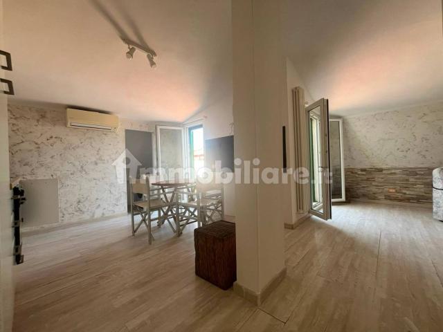 Villa Indipendente in affitto a Passoscuro, Roma Capitale