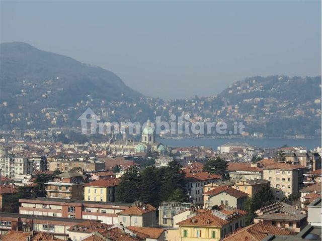 Villa Indipendente in affitto a San Martino, Como