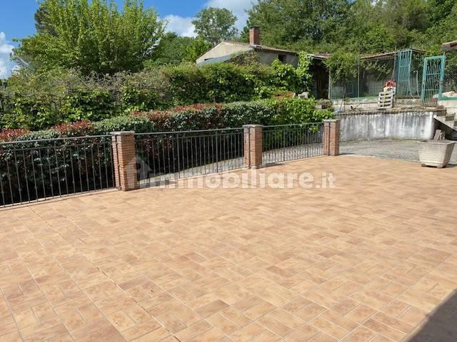 Villa Indipendente in affitto a Malvaccaro, Potenza
