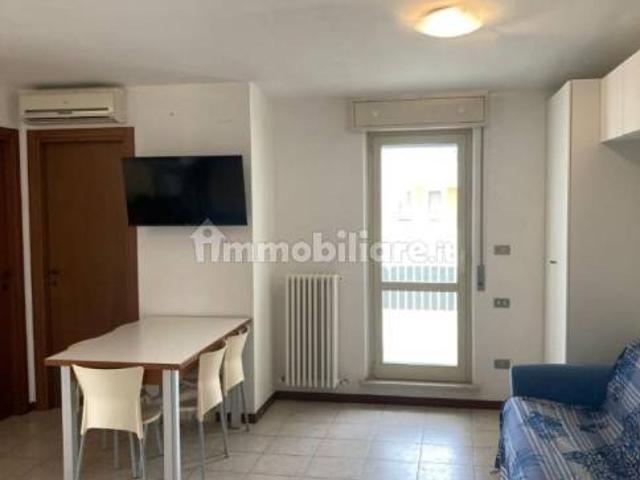 Villa Indipendente in affitto a Unione dei Comuni della Val Vibrata, Alba Adriatica
