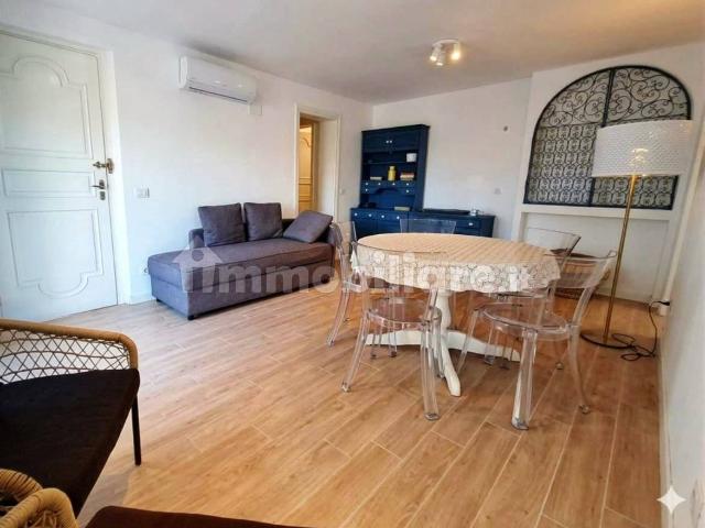 Villa Indipendente in affitto a Municipio Roma IX, Roma Capitale