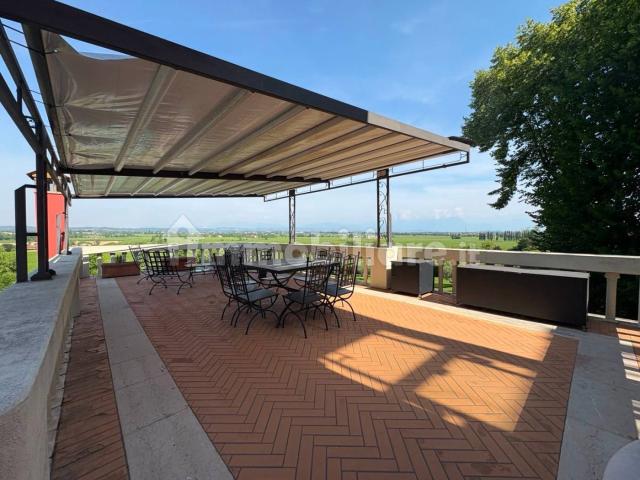 Villa Indipendente in affitto a Chiodino, Desenzano Del Garda